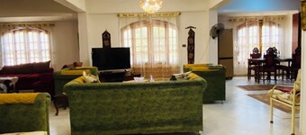 Charming 3-bedroom house with AC and WiFi in brilliant Luxor