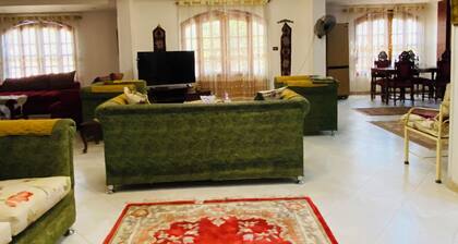Charming 3-bedroom house with AC and WiFi in brilliant Luxor