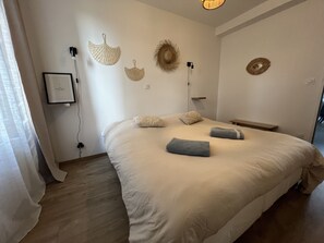Free WiFi, bed sheets - A 2 pas du Beffroi, 2-4p Wifi, Parking (Boulogne-sur-Mer)