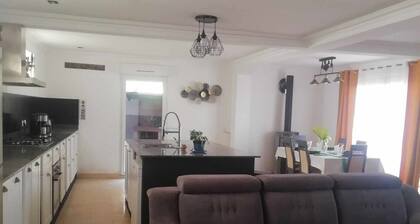 Large House in the countryside, AMBOHIMANGAKELY TANANARIVE, Ideal for families