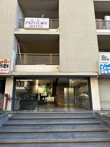 Privilon Hotel SBR