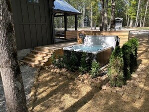 Bain à remous extérieur