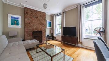 Apartment | Living room