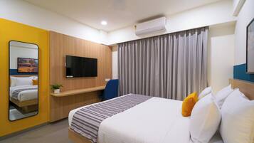 Habitación doble estándar | Escritorio, espacio para trabajar con laptop y wifi gratis