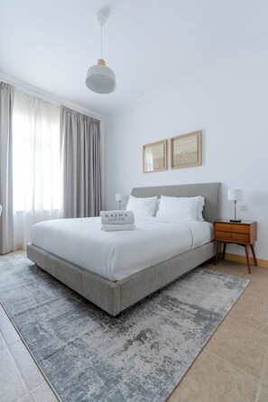 デラックス アパートメント バルコニー オーシャンビュー | 1 室のベッドルーム、高級寝具、低反発ベッド、遮光カーテン