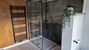 Villa | 6 bedrooms, Internet