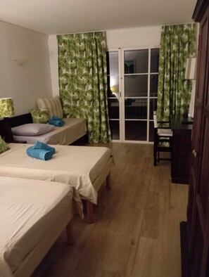 Free WiFi - TROPIC Appartements village vacances (Sainte-Anne)