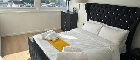 1 室のベッドルーム、アイロン / アイロン台、WiFi、ベッドシーツ