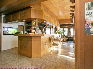 Comfort House, 1 Bedroom | Reception - Apartment With Balcony Near the Luxembourg's Border (Bollendorf)