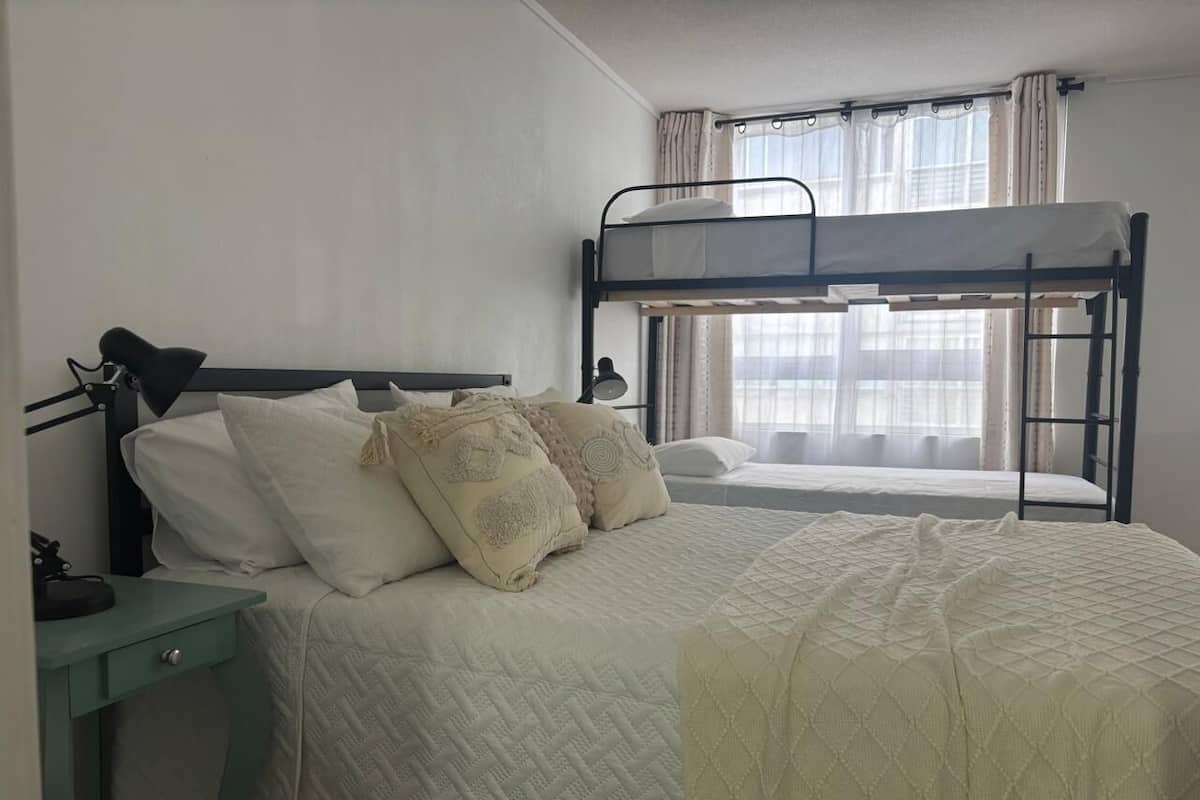 Chic San Isidro Apartment | 1 bedroom, down comforters, iron/ironing board, WiFi (free)