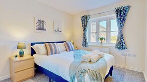 4 間睡房、熨斗/熨衫板、Wi-Fi、床單