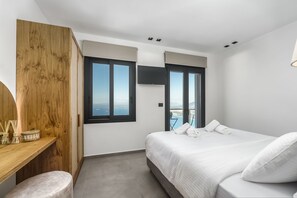 Villa | 9 bedrooms, desk, soundproofing - Kalma Luxury Villas Kalamata (Kalamata)