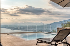 Villa - Kalma Luxury Villas Kalamata (Kalamata)