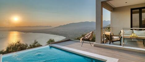 Villa | 9 sovrum, skrivbord och ljudisolering