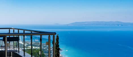 Villa | 9 bedrooms, desk, soundproofing