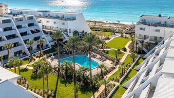 Condo, 2 Bedrooms | Exterior