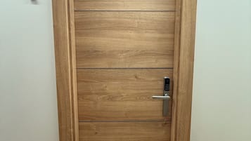 Sistema de insonorización, wifi gratis y ropa de cama