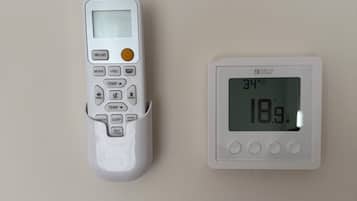 Phòng đôi, 1 giường đôi, phòng tắm riêng, quang cảnh thành phố | Truy cập Internet không dây miễn phí, bộ trải giường