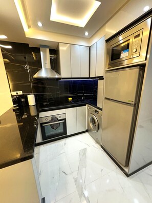Private kitchen - Elegant studio near the beach, Four Seasons, and tramway - Rabat center (Rabat)