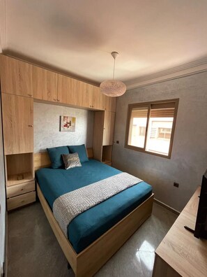 2 bedrooms, WiFi, bed sheets