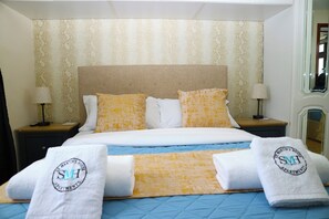 บ้านพัก | 9 ห้องนอน, Wi-Fi ฟรี, ผ้าปูที่นอน