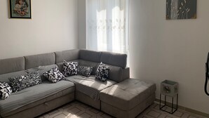 32-inch flat-screen TV with digital channels - Melis Apartment (Como)