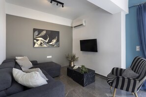 Living room - Renovated Apartment in Metaksourgio (Athens)