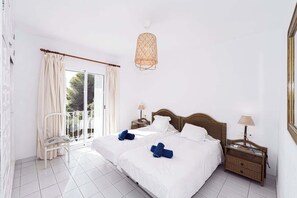 Iron/ironing board, WiFi, bed sheets - Jardines de Nerja Sum (Nerja)