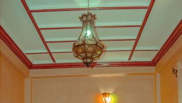 Coffres-forts dans les chambres, Wi-Fi gratuit