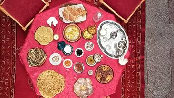 Free daily full breakfast