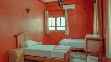 In-room safe, free WiFi