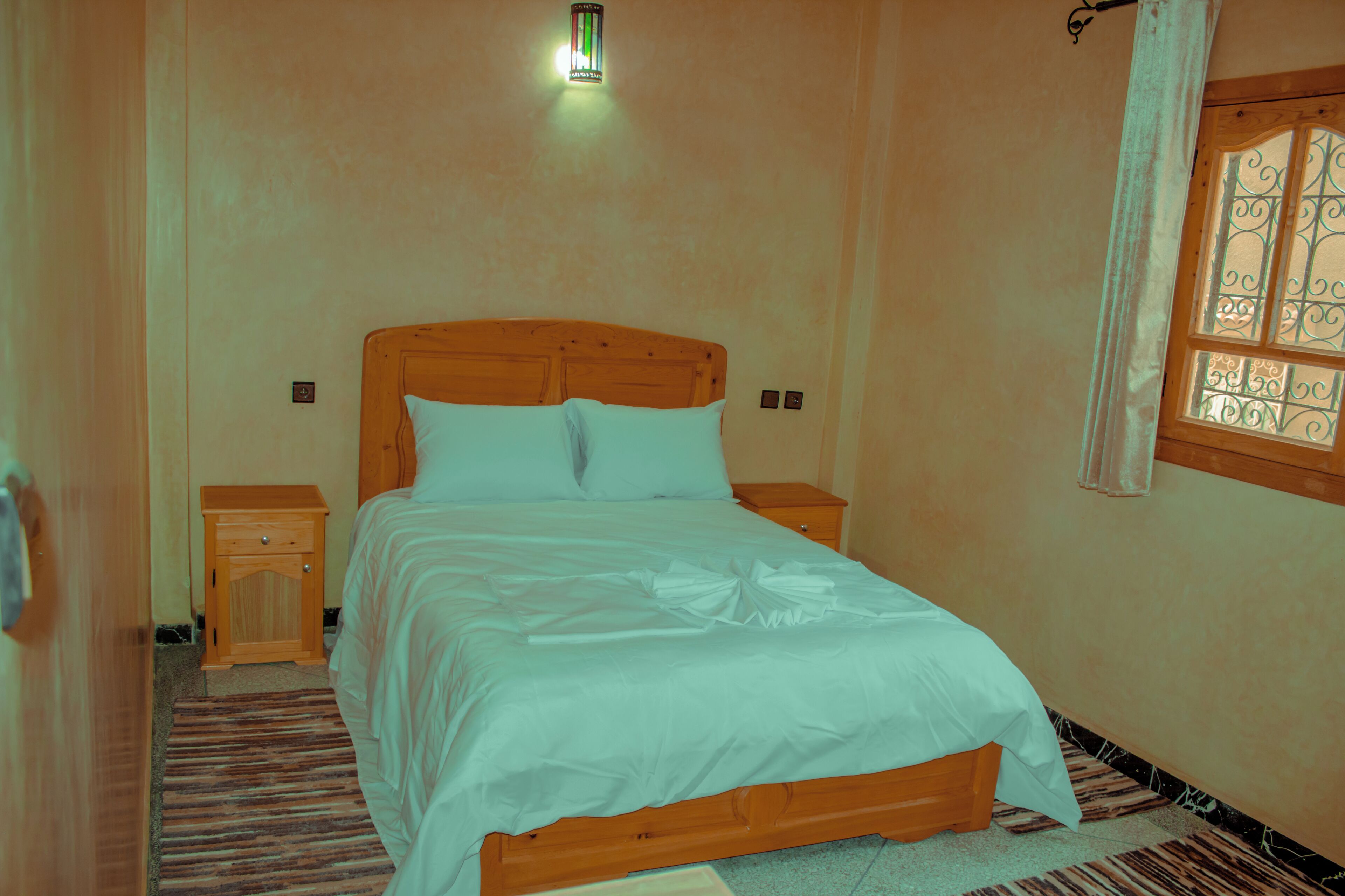 In-room safe, free WiFi