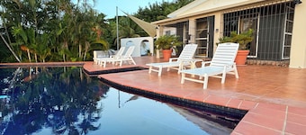 Private Retreat w/ Pool, Stunning Views & Wildlife