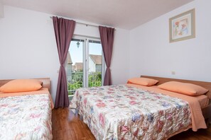 1 bedroom, iron/ironing board, WiFi, bed sheets