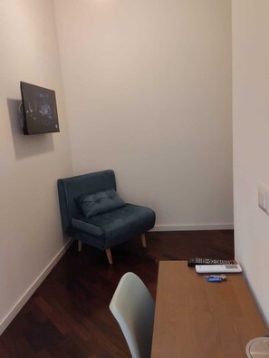 Iron/ironing board, free WiFi - Residence e appartamenti Cavallerizza (Naples)