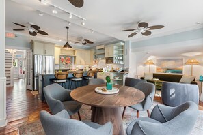 Dining - GEIGER SUITE @ Inn on Fleming~ADULTS ONLY 2 BR 3rd Floor & Community Pool (Key West)