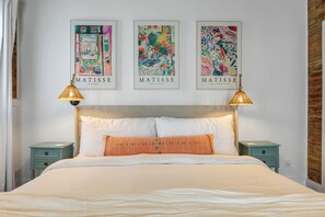 1 slaapkamer, een strijkplank/strijkijzer, gratis wifi, beddengoed