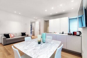 32-inch flat-screen TV with digital channels - Luxury Lungo Lario (Como)