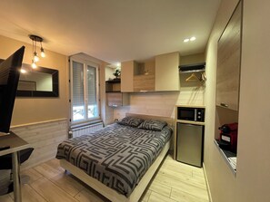 1 habitación, wifi y ropa de cama 