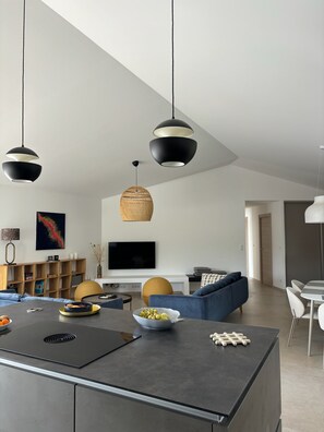 Smart TV, books, music library, stereo
