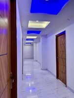 Televisión LED 32 pulgadas con canales de televisión digitales