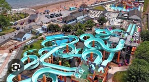 Pool - 📣 Pet & Family Friendly Flat • Near Zoo🦍/Waterpark🛝💦/Beaches🏖️ • Garden • Parking (Paignton)