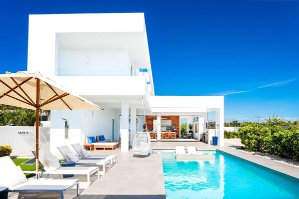 Alberca al aire libre 