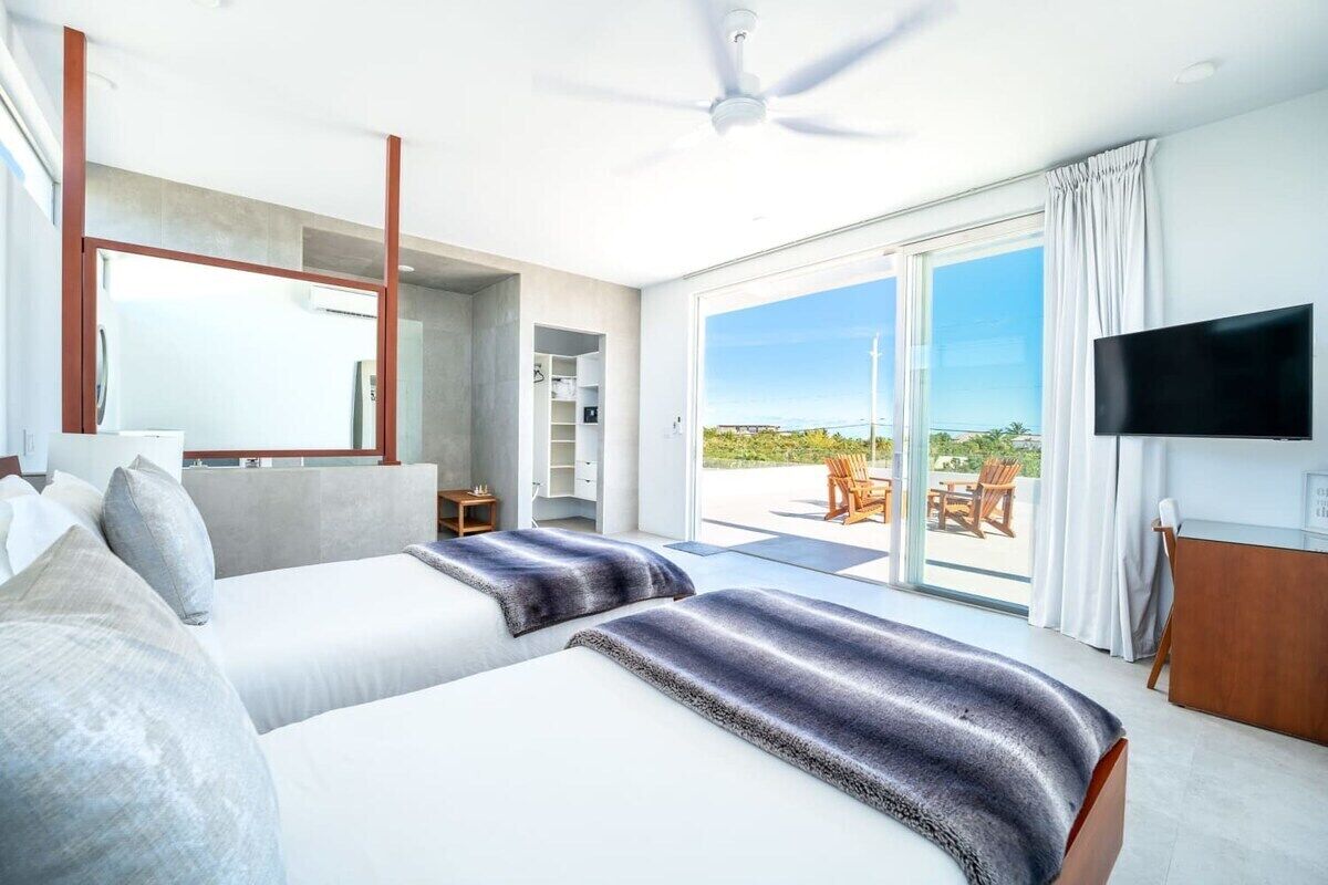 Villa, Multiple Beds, Pool Access, Ocean View (Oceanview Villa 4) | 3 bedrooms, individually decorated, individually furnished, bed sheets
