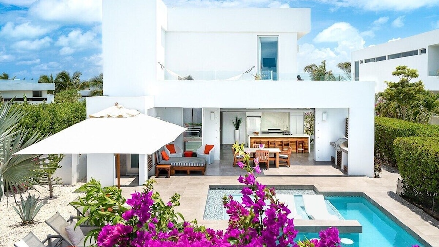 2bdr Oceanside Vacation Villa, Hotel Amenities v3