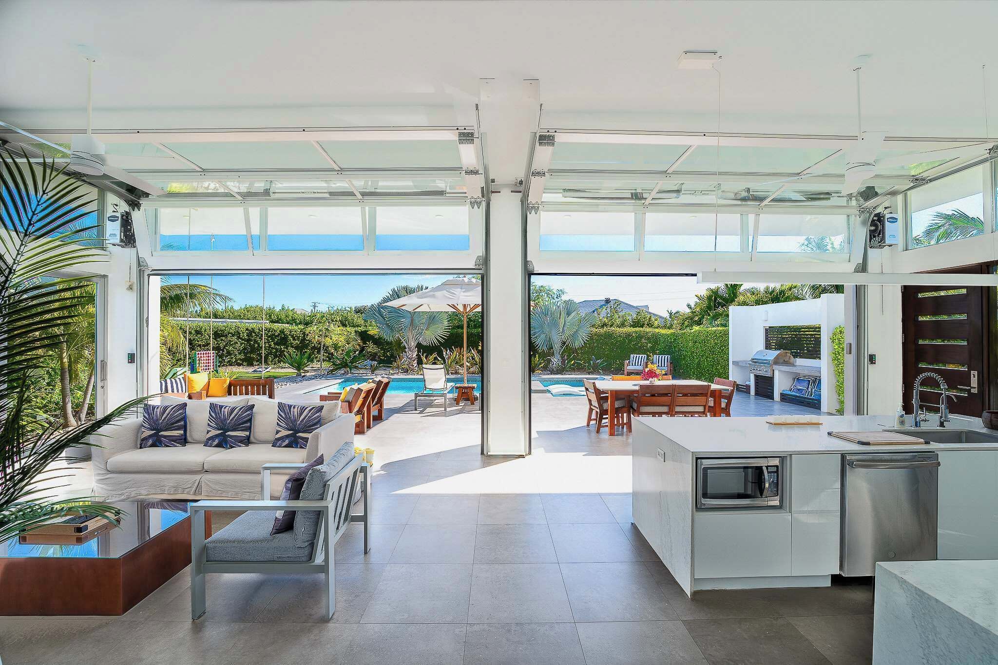 Villa, Multiple Beds, Pool Access, Ocean View (Beach Villa 7) | Interior