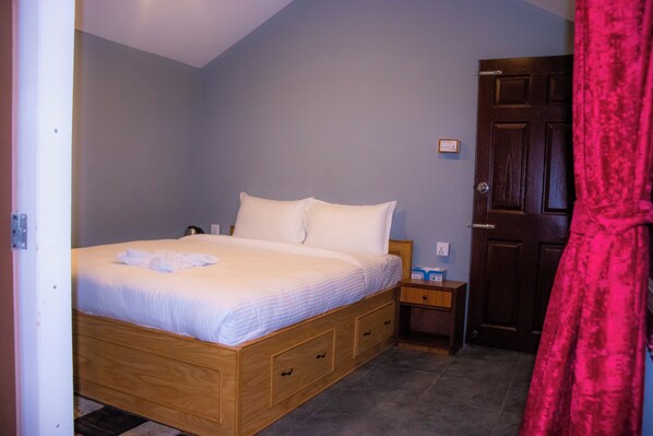 Comfort Cottage, Balcony, City View | 1 bedroom, desk, laptop workspace, free WiFi