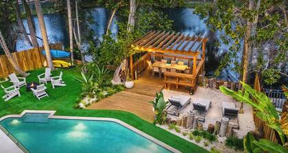 Lakefront Lux Home/Pool/Golf/Game Room/Court/Kayak