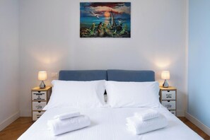 2 bedrooms, iron/ironing board, free WiFi - Casa Azul (Trapani)
