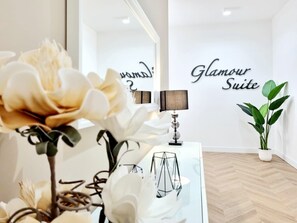 Classic Double Room | Living area
